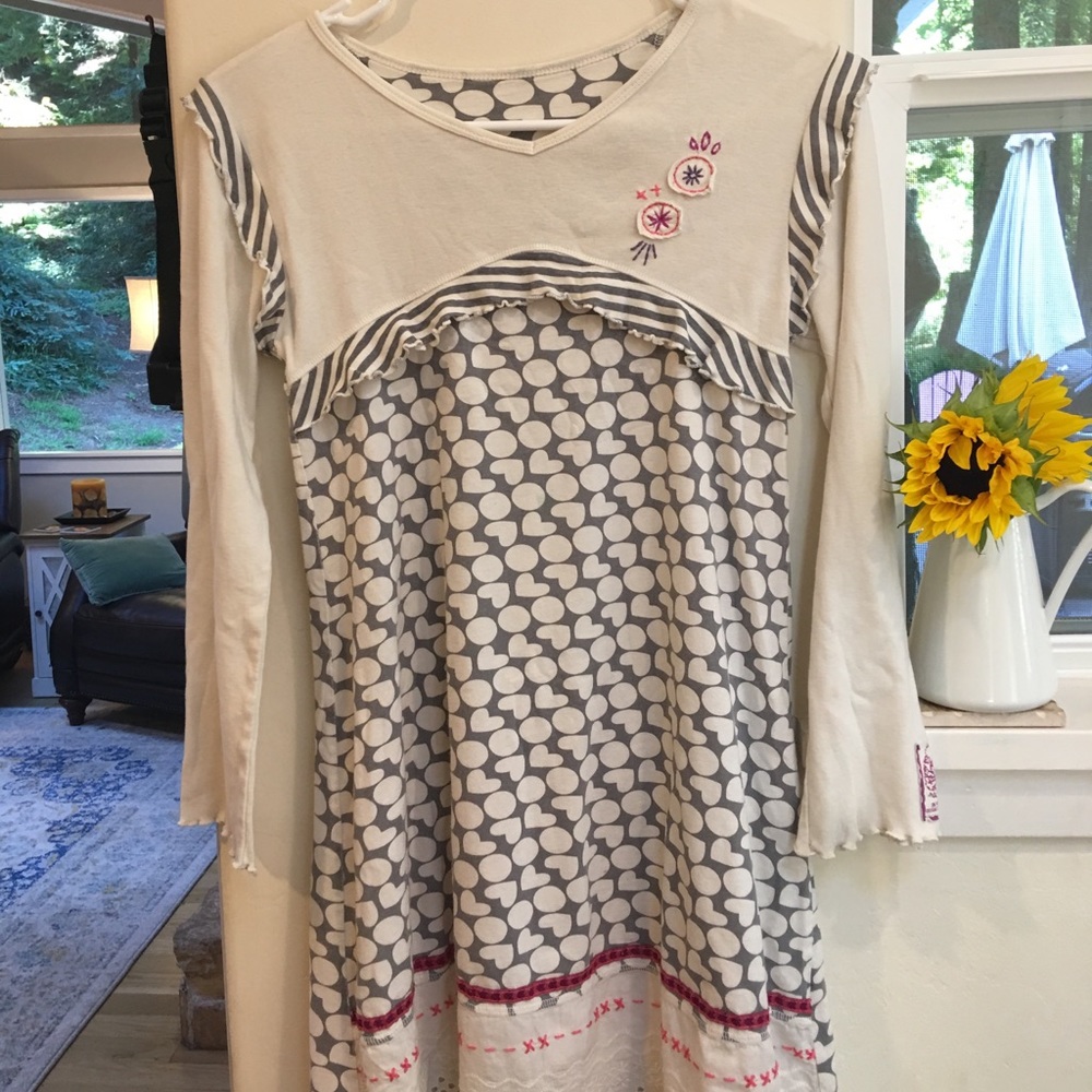 Grey and white naartjie dress size 10 years.